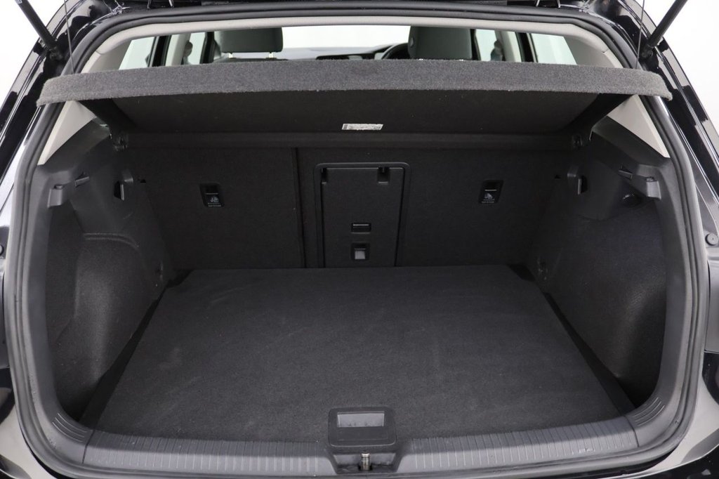 Used Volkswagen Golf 2021 for sale - 76883077: Photo 24
