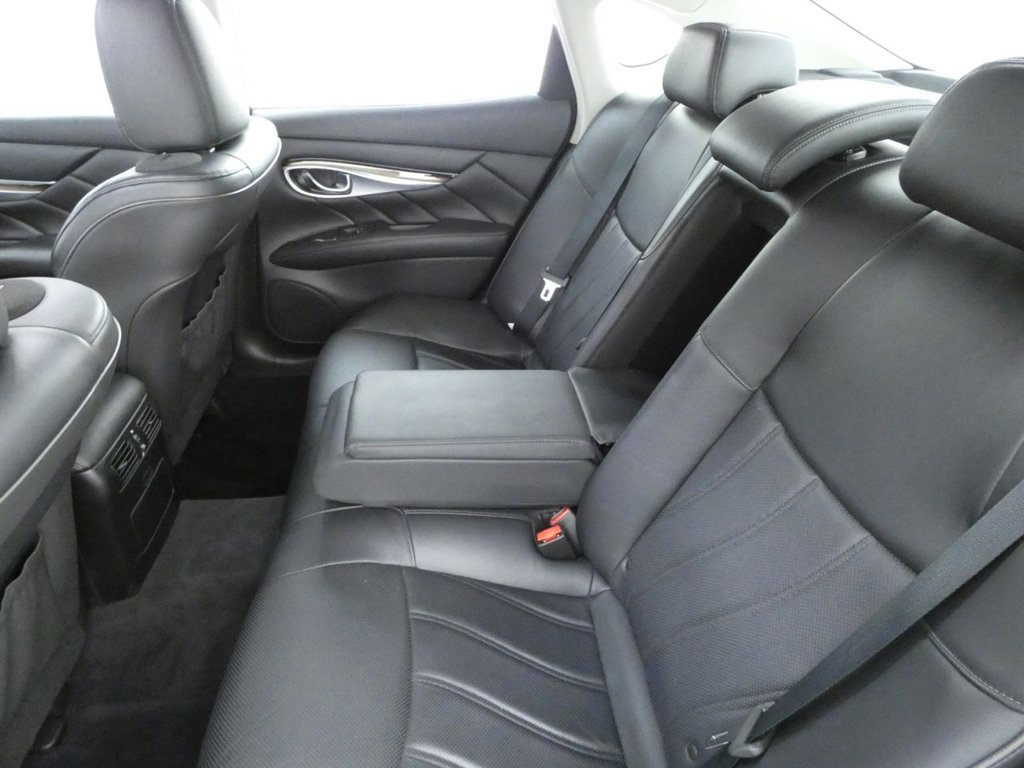 Used Infiniti Q70 2017 for sale - 75800767: Photo 23