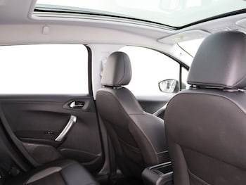 Used Peugeot 2008 2019 for sale - 75999034: Photo 2