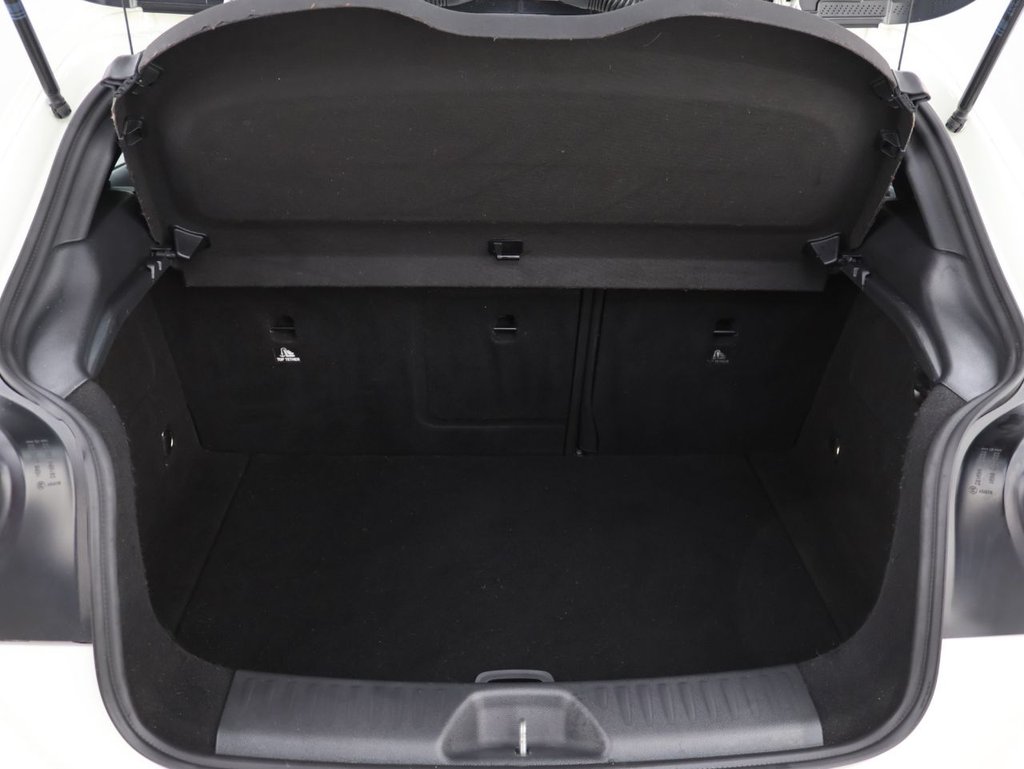 Used Mercedes-Benz A-Class 2015 for sale - 76481669: Photo 25