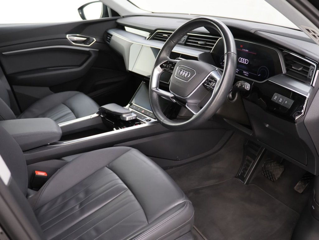 Used Audi e-tron 2021 for sale - 76256497: Photo 10