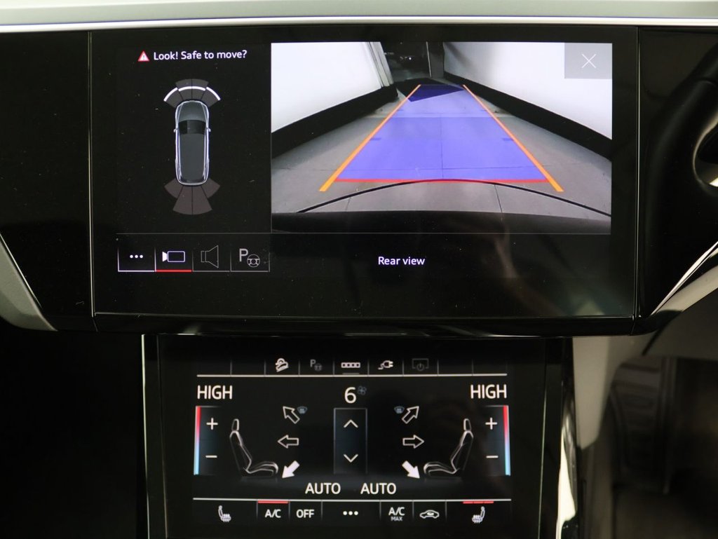 Used Audi e-tron 2021 for sale - 76256497: Photo 15