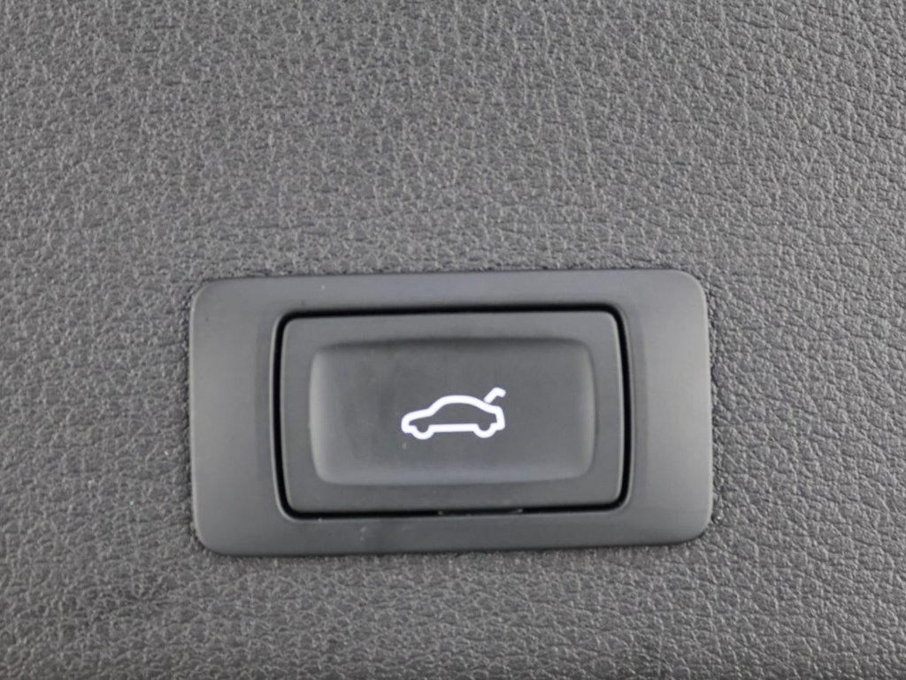 Used Audi e-tron 2021 for sale - 76256497: Photo 26