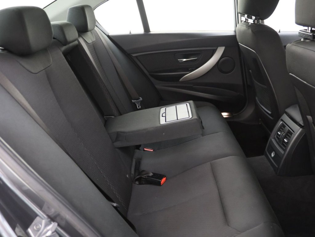 Used BMW 3 Series 2017 for sale - 77920035: Photo 17