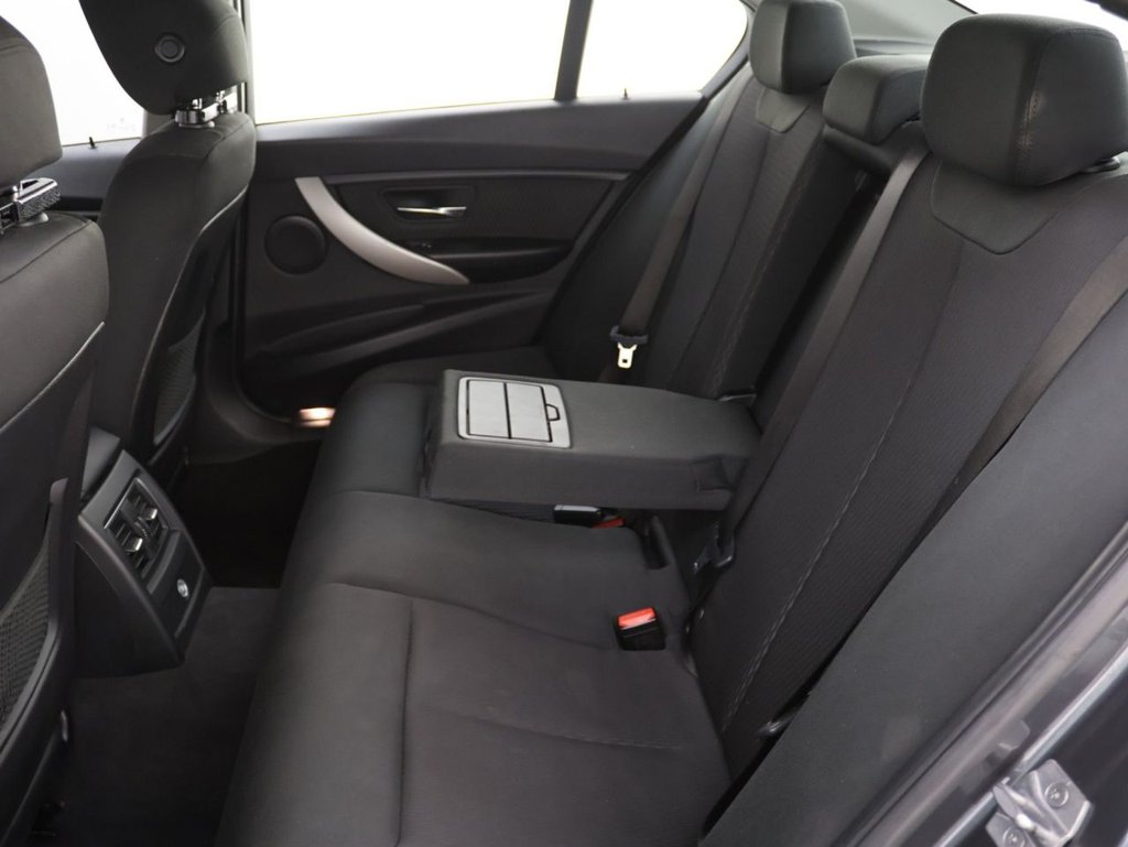 Used BMW 3 Series 2017 for sale - 77920035: Photo 21