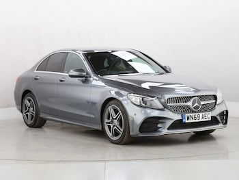 Used Mercedes-Benz C-Class 2019 for sale - 76068272: Photo 2