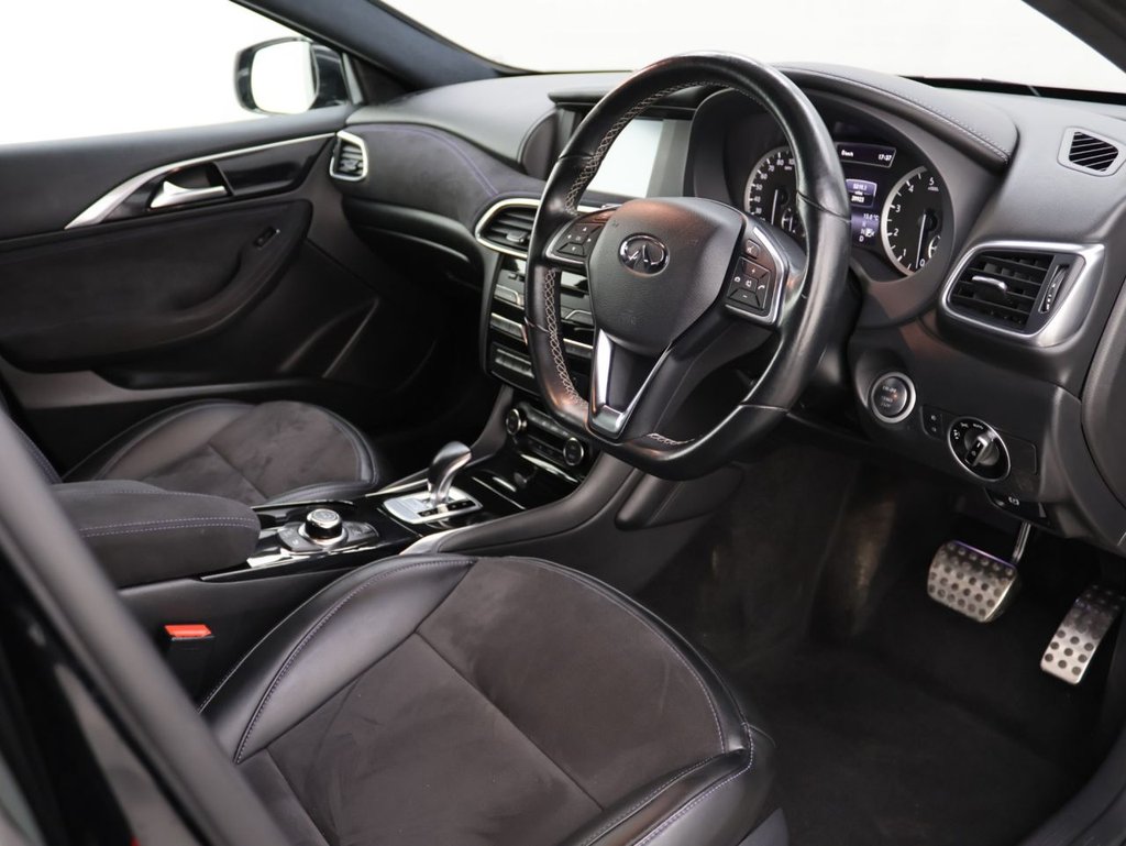 Used Infiniti Q30 2016 for sale - 76481888: Photo 10