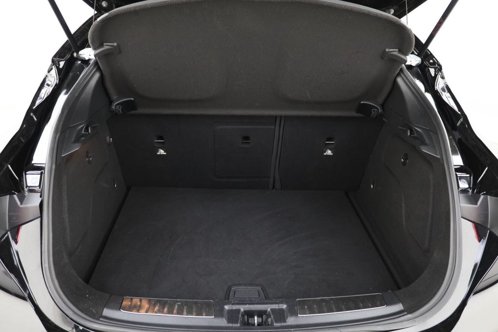 Used Infiniti Q30 2016 for sale - 76481888: Photo 26