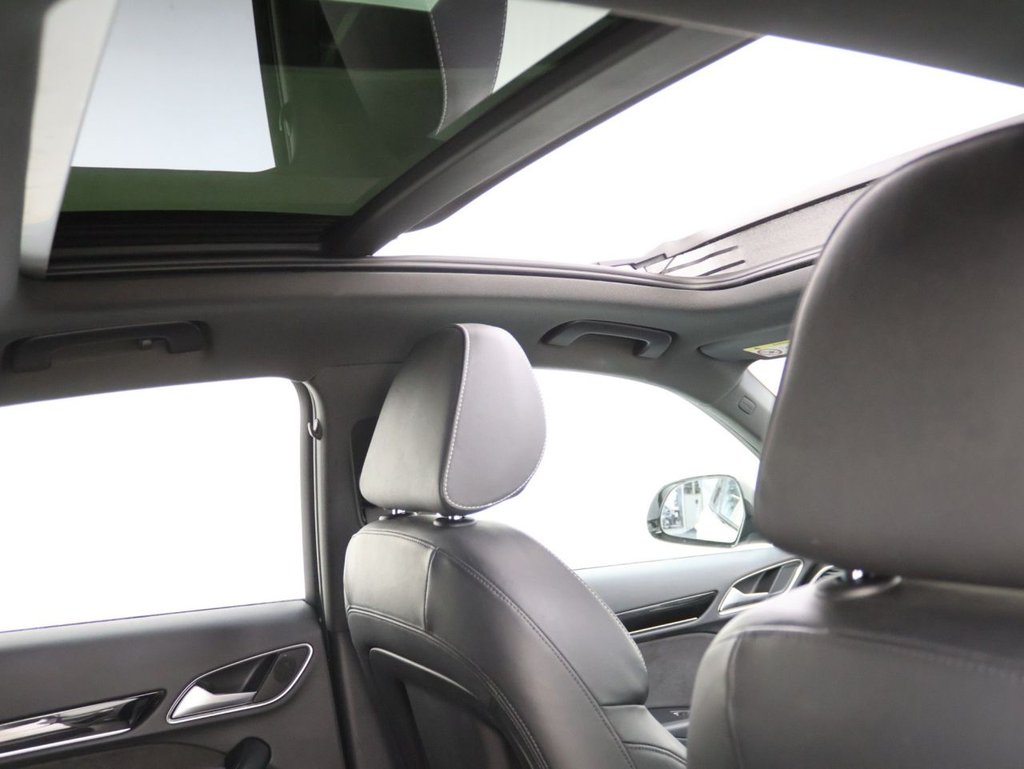 Used Audi Q3 2018 for sale - 77764591: Photo 2