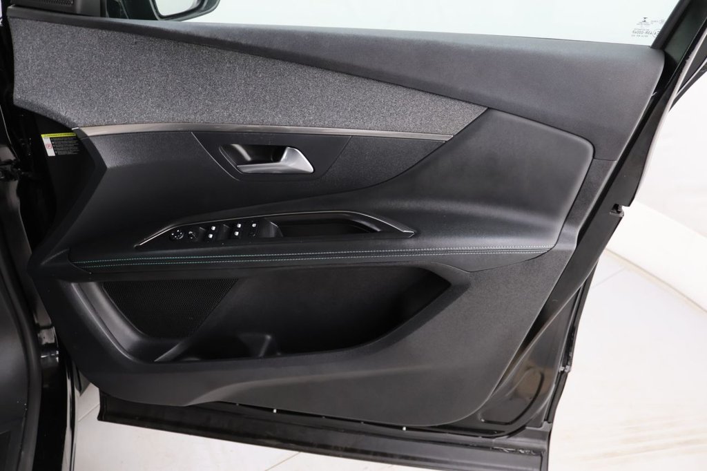 Used Peugeot 3008 2021 for sale - 77048717: Photo 25