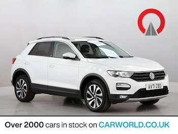 Used Volkswagen T-Roc 2022 for sale - 77703537: Photo