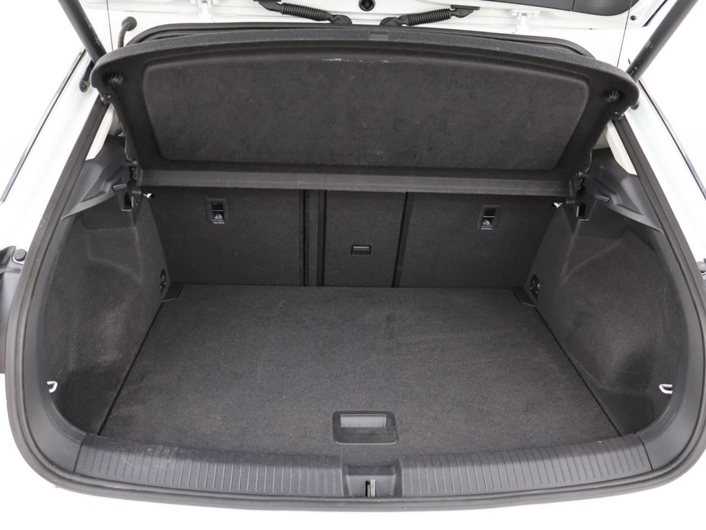 Used Volkswagen T-Roc 2022 for sale - 77703537: Photo 25