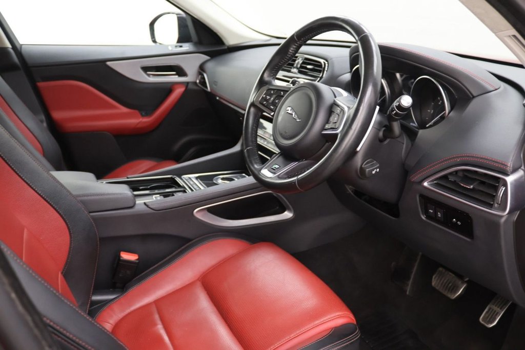 Used Jaguar F-Pace 2019 for sale - 77680302: Photo 10