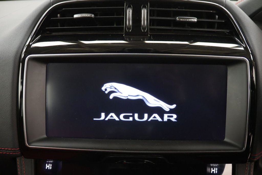 Used Jaguar F-Pace 2019 for sale - 77680302: Photo 14