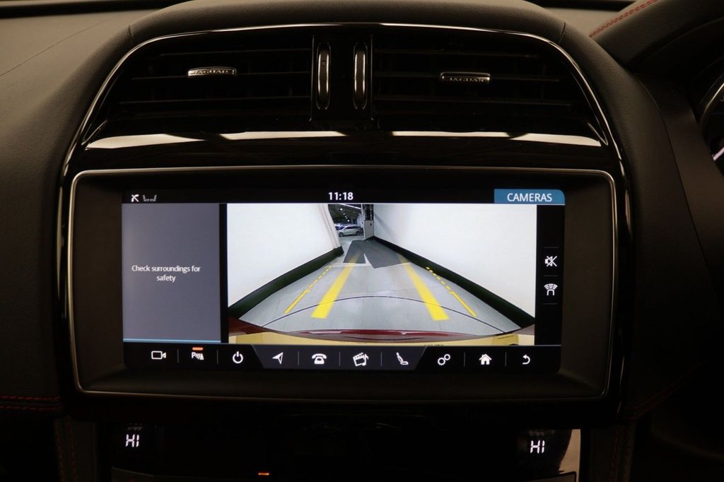 Used Jaguar F-Pace 2019 for sale - 77680302: Photo 16