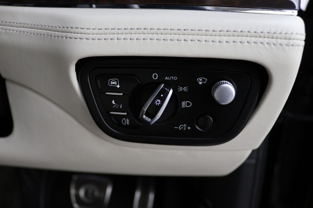 Used Bentley Bentayga 2021 for sale - 76950123: Photo 21