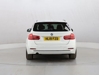 Used BMW 3 Series 2019 for sale - 79129152: Photo