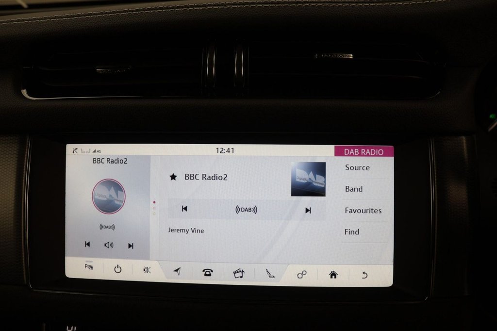 Used Jaguar XF 2019 for sale - 77557808: Photo 14