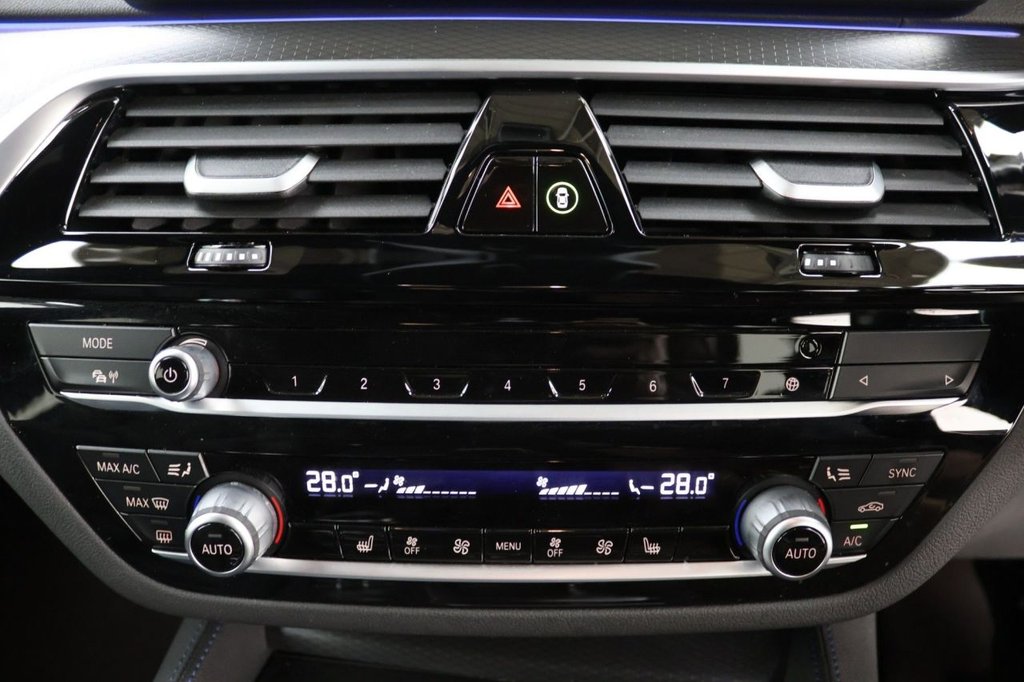 Used BMW 5 Series 2022 for sale - 76953976: Photo 13