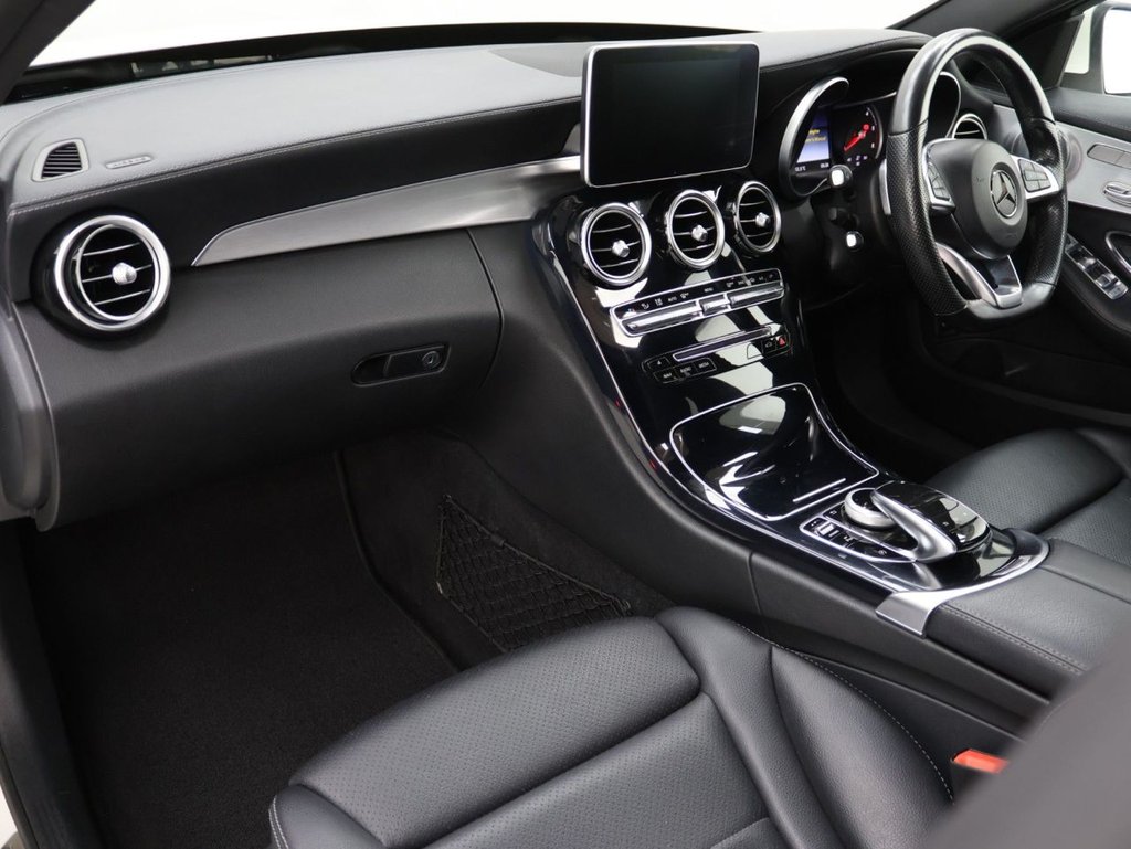 Used Mercedes-Benz C Class 2015 for sale - 77200043: Photo 24