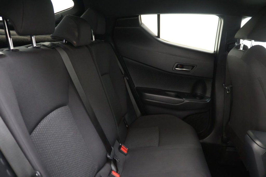 Used Toyota C-HR 2019 for sale - 78056214: Photo 17