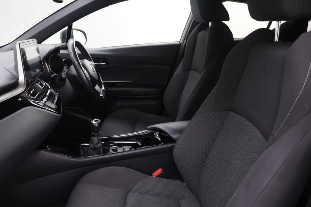 Used Toyota C-HR 2019 for sale - 78056214: Photo 21