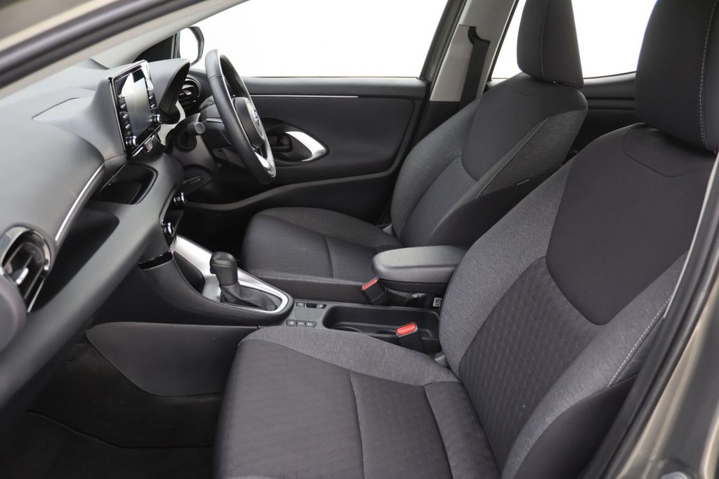 Used Toyota Yaris 2022 for sale - 77027048: Photo 21