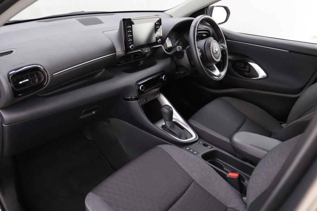 Used Toyota Yaris 2022 for sale - 77027048: Photo 23