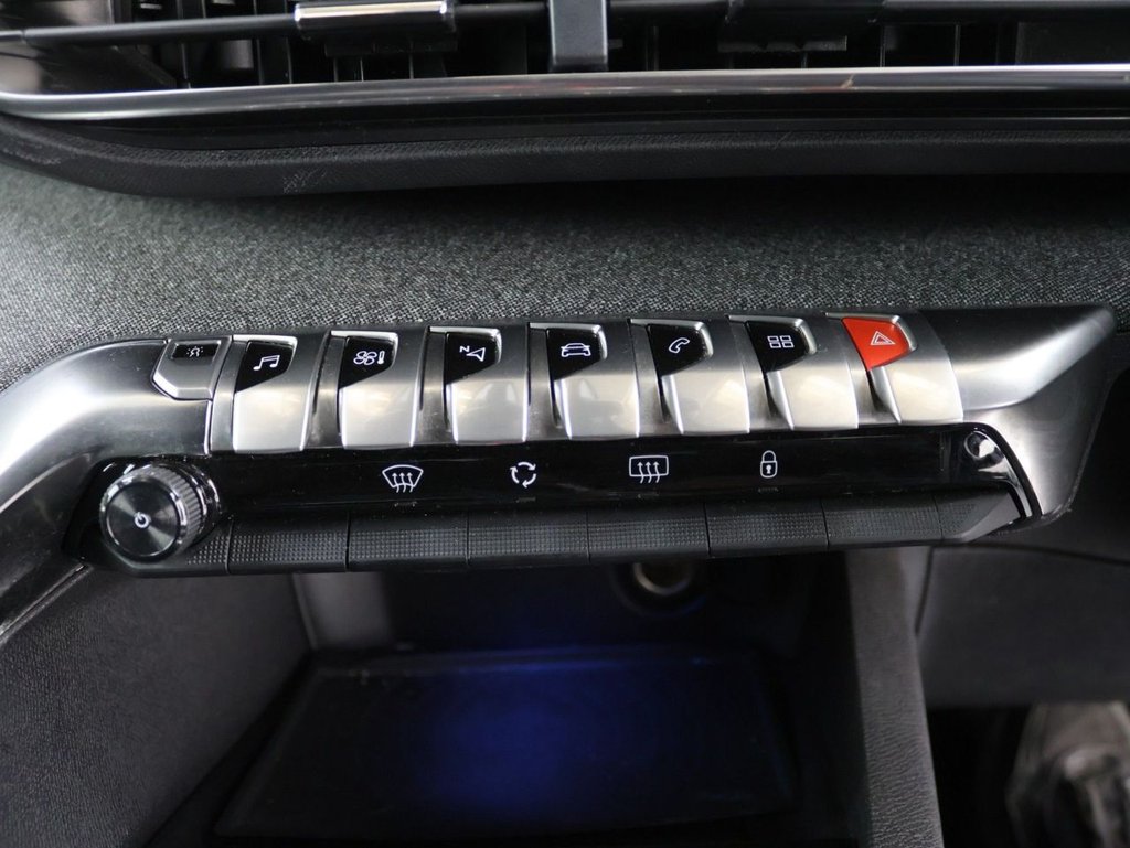 Used Peugeot 3008 2018 for sale - 78068721: Photo 14