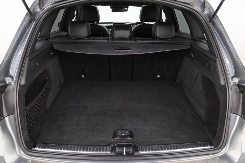 Used Mercedes-Benz GLC 2018 for sale - 76323092: Photo 27