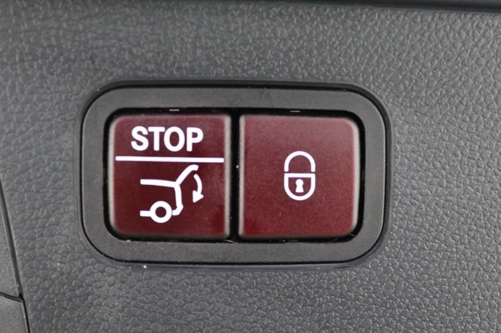 Used Mercedes-Benz GLC 2018 for sale - 76323092: Photo 28