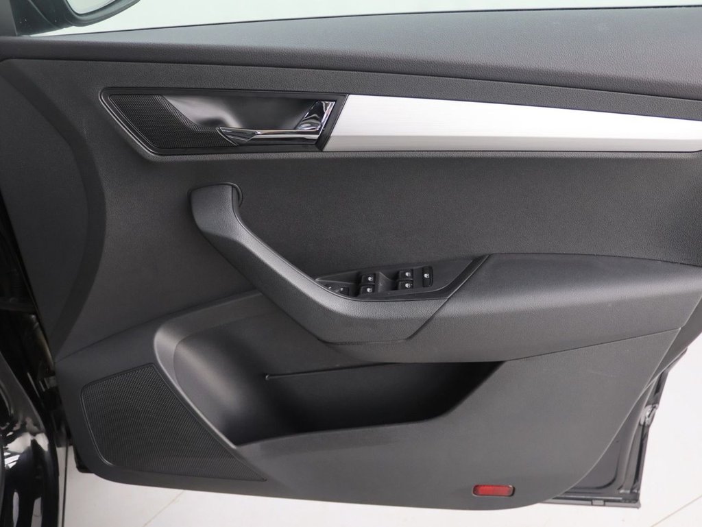 Used Skoda Karoq 2022 for sale - 77680377: Photo 25