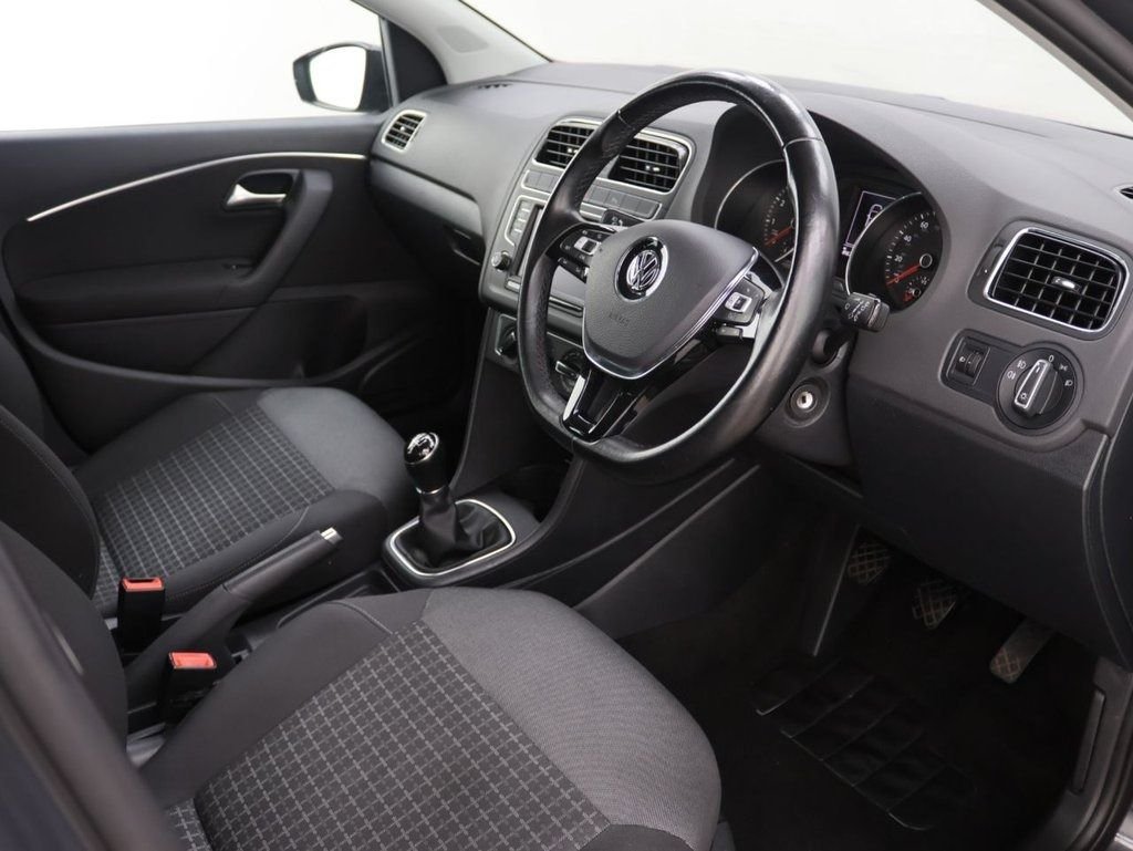 Used Volkswagen Polo 2017 for sale - 76454007: Photo 10