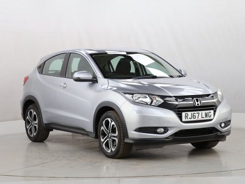 Used Honda HR-V 2018 for sale - 76303516: Photo 2