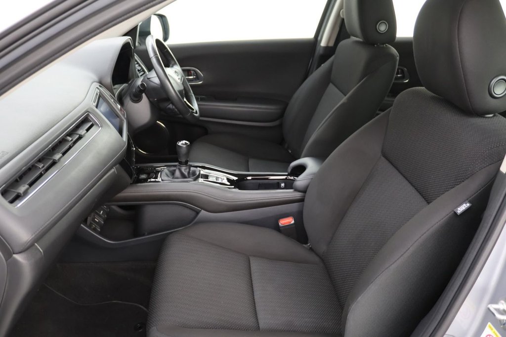 Used Honda HR-V 2018 for sale - 76303516: Photo 21