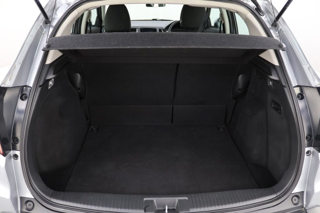 Used Honda HR-V 2018 for sale - 76303516: Photo 24