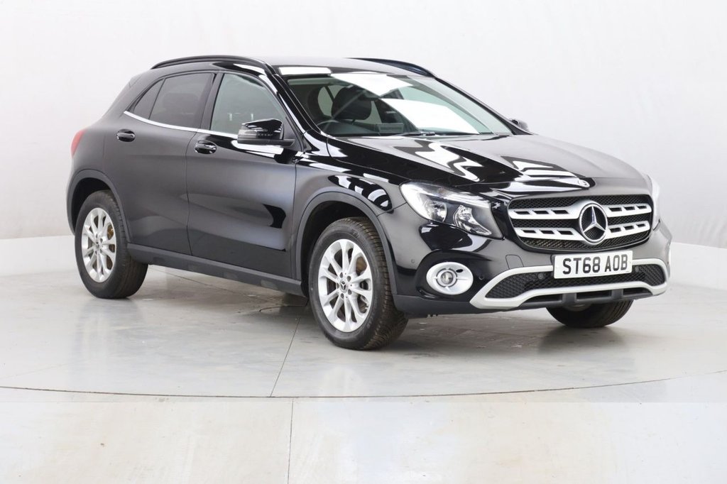 Used Mercedes-Benz GLA 2018 for sale - 77631702: Photo 2