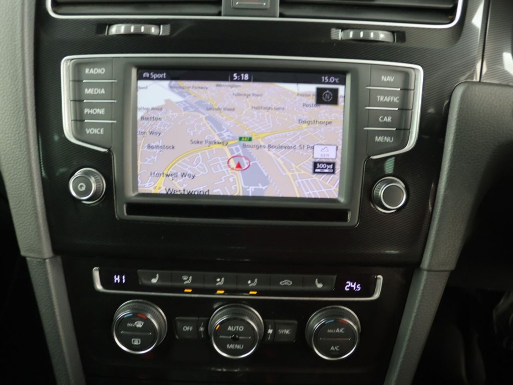 Used Volkswagen Golf 2016 for sale - 76333436: Photo 14