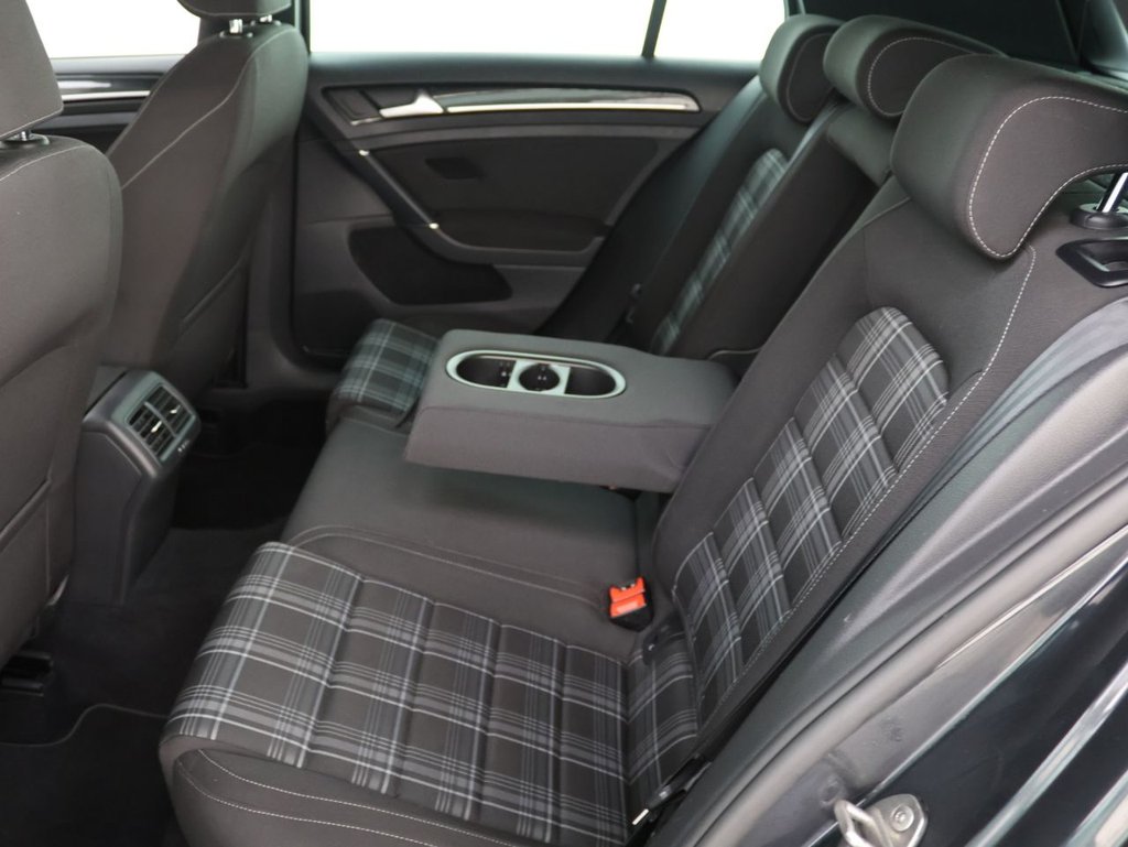 Used Volkswagen Golf 2016 for sale - 76333436: Photo 20