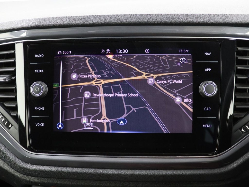 Used Volkswagen T-Roc 2021 for sale - 76867373: Photo 14