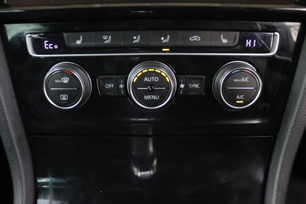 Used Volkswagen Golf 2017 for sale - 77133800: Photo 16