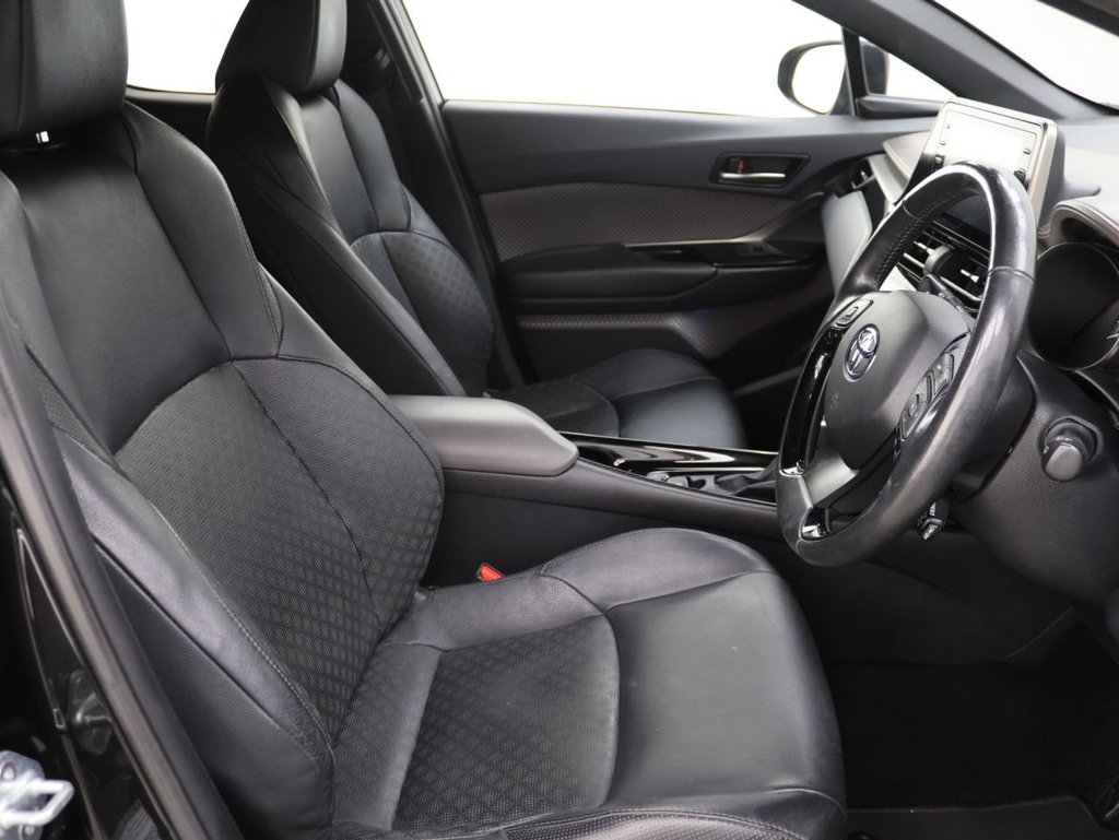 Used Toyota C-HR 2020 for sale - 77879331: Photo 12