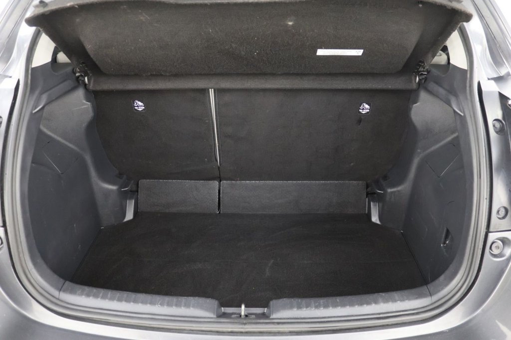 Used Toyota Yaris 2021 for sale - 77764694: Photo 24