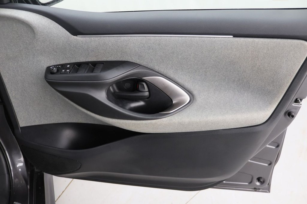 Used Toyota Yaris 2021 for sale - 77764694: Photo 26