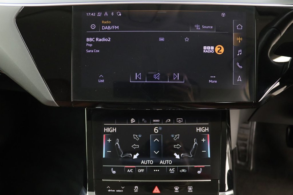 Used Audi e-tron 2022 for sale - 76406373: Photo 16