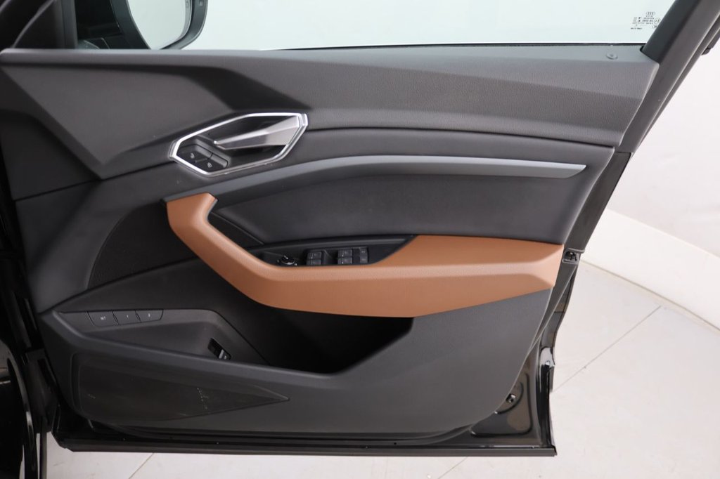 Used Audi e-tron 2022 for sale - 76406373: Photo 28