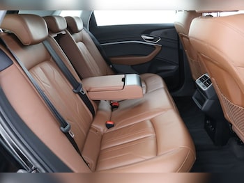 Used Audi e-tron 2022 for sale - 76406373: Photo