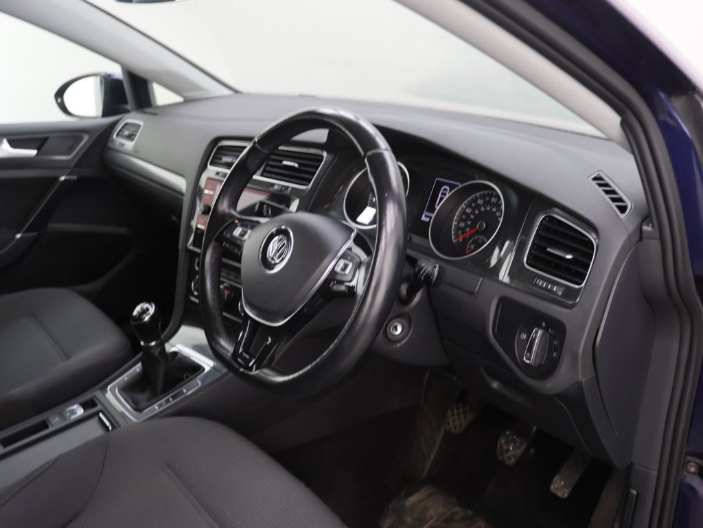 Used Volkswagen Golf 2018 for sale - 77703727: Photo 10