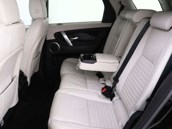 Used Land Rover Discovery Sport 2019 for sale - 78702379: Photo