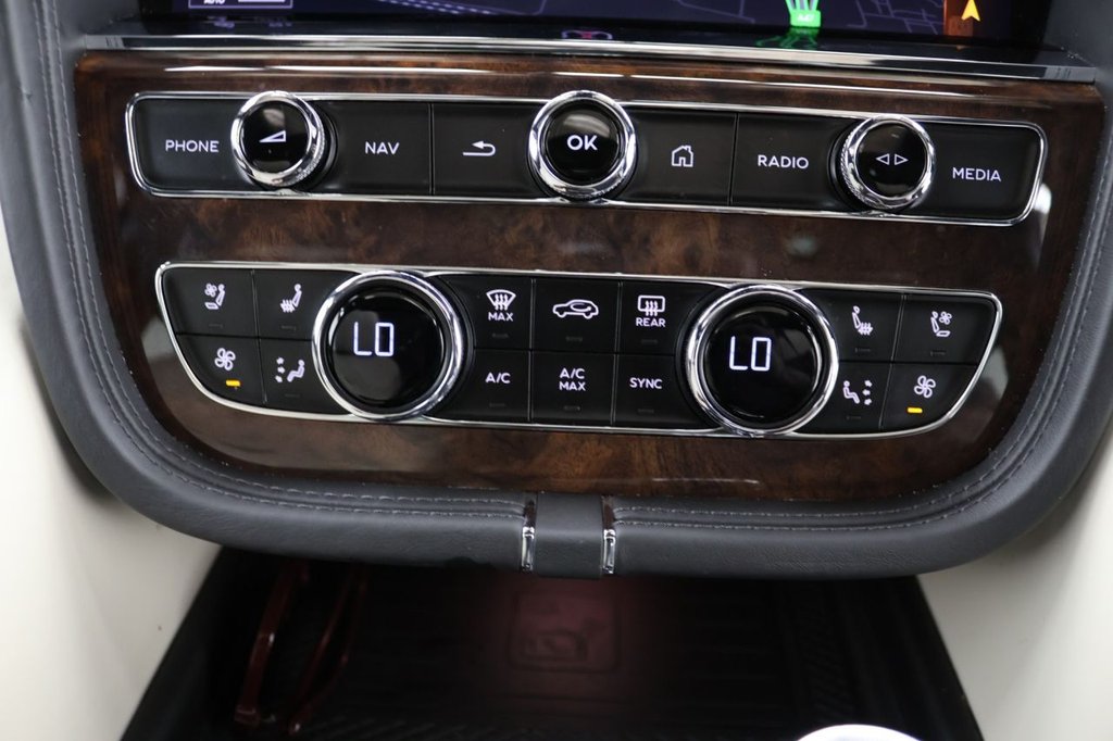 Used Bentley Bentayga 2021 for sale - 77096281: Photo 17